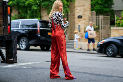 animal print, leather shoes, leopard, printed shirt, red jumpsuit, shea marie, sunglasses, trousers, street style, jonathan paciullo, FW, frenchystyle, fashion week, NYFW, NEW YORK, SPRING SUMMER 2019, SS 19, atmosphere details, horizontal, full length