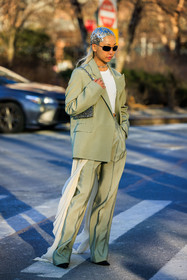 black sunglasses, white tanktop, silver choker, silver loops, silver earrings, olive green suit, paco rabbane bag, pleated veil top, oversiwed pants, silver clips, hairstyle, vanessa hong, street style, jonathan paciullo, FW, frenchystyle, fashion week, NYFW, NEW YORK, AUTUMN WINTER 2022-2023, FALL WINTER 2022_2023, FW 22-23, vertical, full length