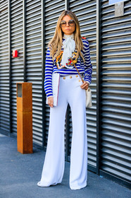 AUTUMN WINTER 2017-2018, AW 17-18, erica pelosini, FALL WINTER 2017-2018, fashion week, frenchystyle, full length, FW, FW 17-18, graphic sweater, gucci, jonathan paciullo, leather bag, MFW, MILAN, printed sweater, street style, striped sweater, sunglasses, trousers, vertical, white bag, white pants, white scarf