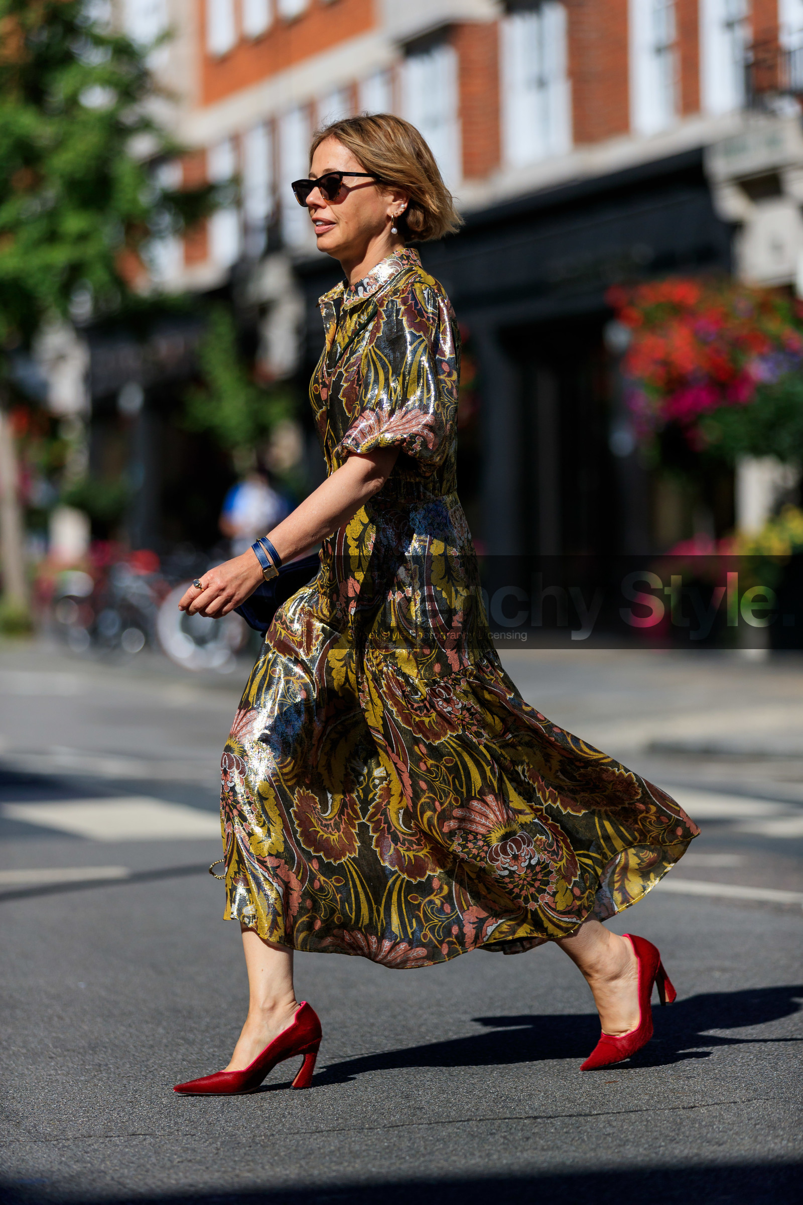 brown scale sunglasses, butterfly sunglasses, multi earrings, golden earrings, pearl earrings, cachemere printed dress, lurex dress, hermes watch, high heels shoes, red shoes, fashion week, frenchystyle, FW, jonathan paciullo, street style, vertical, full length