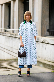 vika gazinskaya, lacoste dress, white dress, green dress, animal print dress, polo collar dress, long dress, pleated dress, loose dress, short sleeves dress, black leather slippers, platform sandals, brown bag, prada bag, hand bag, knit dress, fashion week, frenchystyle, FW, jonathan paciullo, street style, PFW, PARIS, vertical, full length