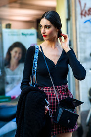 black pullover, low necked pullover, mini skirt, red skirt, checked skirt, street style, jonathan paciullo, FW, frenchystyle, fashion week, MFW, MILAN, SPRING SUMMER 2021, SS 21, vertical, detail, model