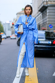 blue dress, blue shirt, blue skirt, bow, bow collar, Doina Ciobanu, fashion week, frenchystyle, full length, FW, high boots, high heels, jonathan paciullo, leather bag, leather shoes, men shirt, MFW, MILAN, shirt dress, SPRING SUMMER 2017, SS 17, street style, striped shirt, vertical, white bag, white bg, white boots