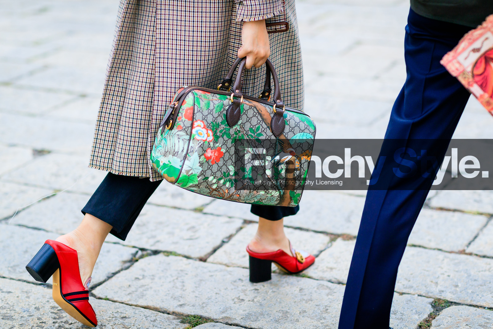 atmosphere details, beige coat, checked coat, detail, fashion week, floral, flower, frenchystyle, FW, gucci, high heels, horizontal, jonathan paciullo, leather bag, leather shoes, MFW, MILAN, monogram, mules, plaid, printed bag, red shoes, SPRING SUMMER 2017, SS 17, street style, tartan, trousers
