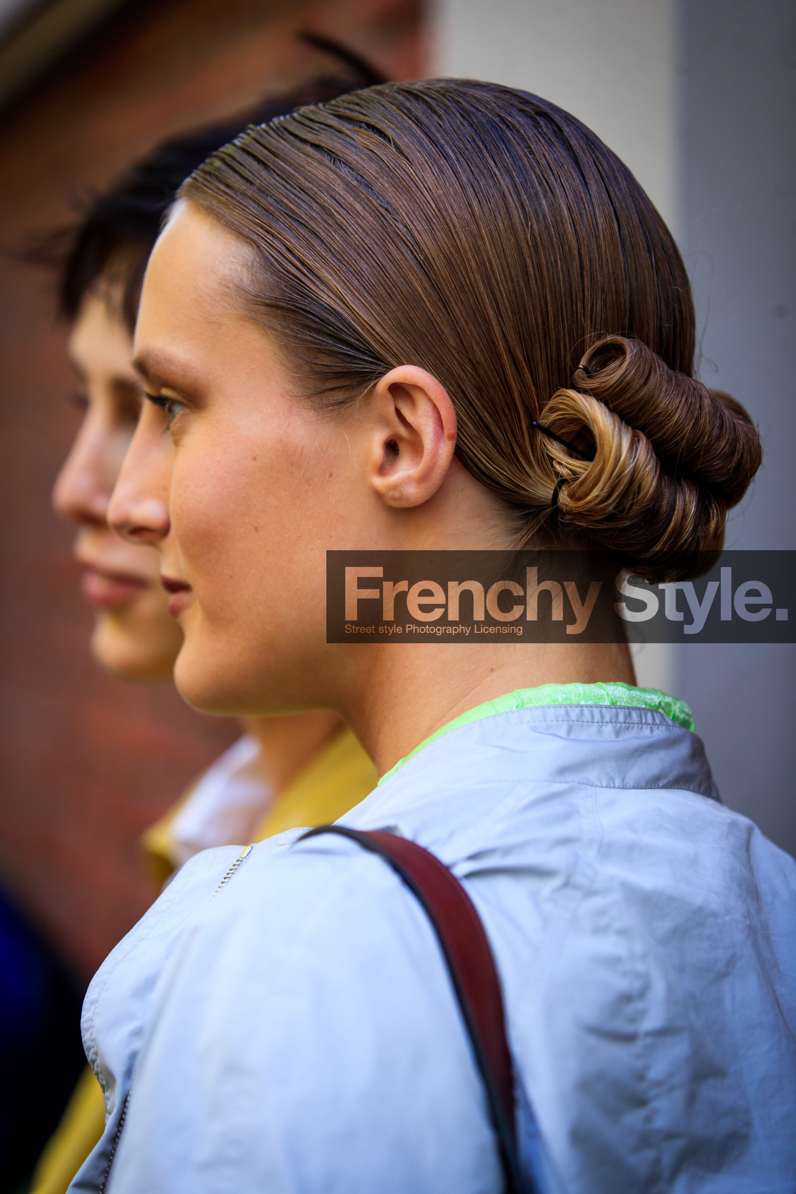 hair details, close up detail, back details, fashion week, frenchystyle, FW, jonathan paciullo, street style, MFW, MILAN, SPRING SUMMER 2021, SS 21, vertical, detail, model