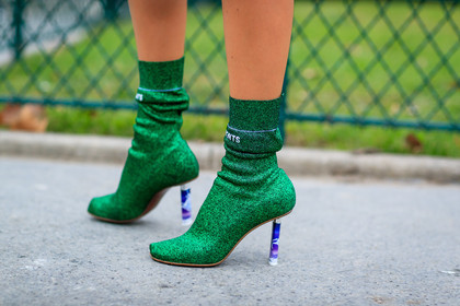 green shoes, high heels, leather shoes, shiny boots, vêtements, fashion week, frenchystyle, FW, jonathan paciullo, street style, PFW, PARIS, SPRING SUMMER 2017, SS 17, HAUTE COUTURE, atmosphere details, detail, horizontal