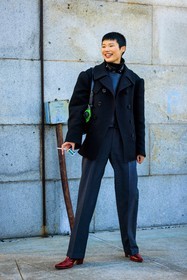 red boots, serpent bottines, grey highwaist pants, straight cut jeans, anima print boots, black buttoned coat, black handbag, street style, jonathan paciullo, FW, frenchystyle, fashion week, NYFW, NEW YORK, AUTUMN WINTER 2022-2023, FALL WINTER 2022_2023, FW 22-23, vertical, full length