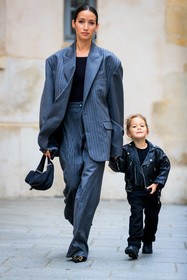 grey jacket, grey pants, striped jacket, striped pants, patchwork jacket, patchwork pants, oversize jacket, oversize pants, oversize suits, prada bag, black bag, dangling earrings, silvered earrings, black earrings, prada earrings, black leather pumps, golden buckle shoes, sharp end shoes, balenciaga shoes, alexandra guerain, fashion week, frenchystyle, FW, jonathan paciullo, street style, PFW, PARIS, SPRING SUMMER 2022, SS 22, vertical, full length
