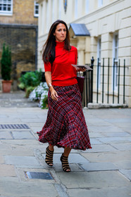 red pullover, short sleeves pullover, turtleneck pullover, red skirt, tweed skirt, mid long skirt, multi straps sandals, black sandals, high heels sandals, black and red skirt, used skirt, fashion week, frenchystyle, FW, jonathan paciullo, street style, vertical, full length