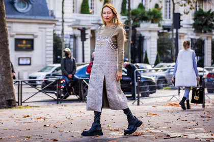 Alexandra Golovanoff, beige dress, beige knitwear, black boots, boots, dress, high boots, knitwear, split dress, strass, studs, fashion week, frenchystyle, FW, jonathan paciullo, street style, PFW, PARIS, SPRING SUMMER 2022, SS 22, horizontal, atmosphere details, full length