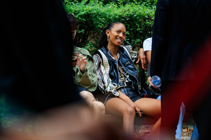black shorts, graphic jacket, leather jacket, leather shorts, long hair, printed jacket, fashion week, frenchystyle, FW, jonathan paciullo, street style, PFW, PARIS, horizontal, atmosphere details, detail, model, AUTUMN WINTER 2018-2019, FALL WINTER 2018-2019, FW 18-19, adesuwa