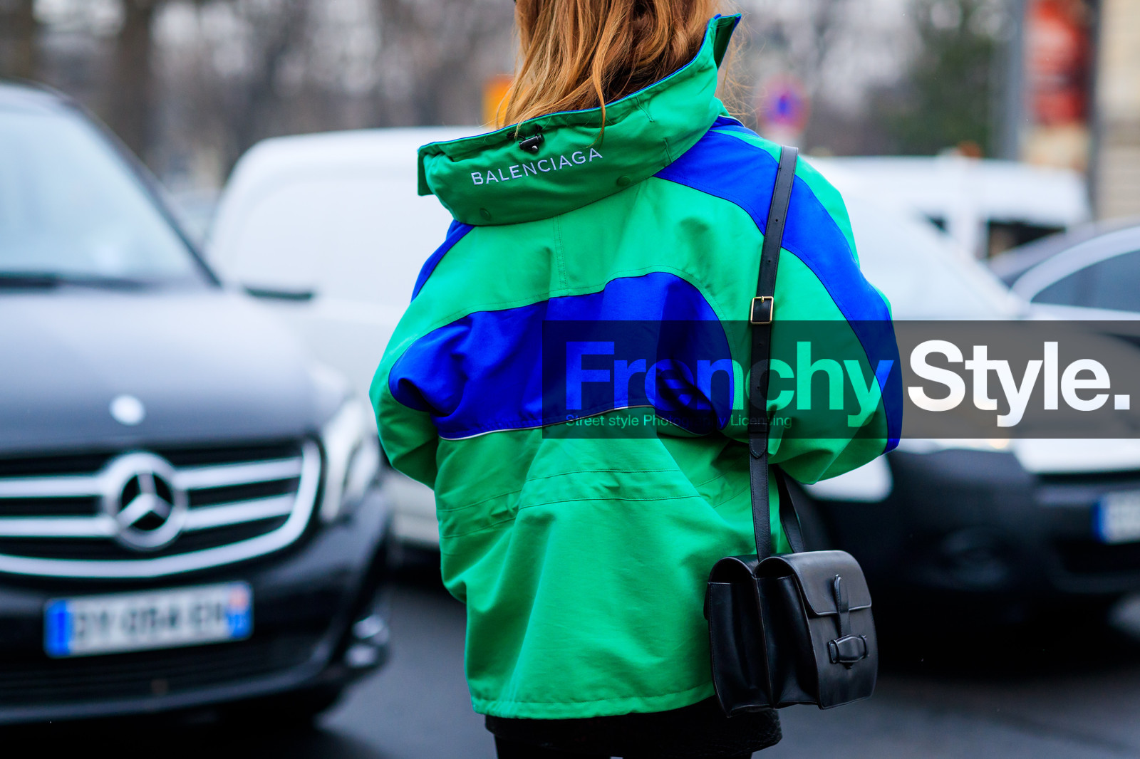 back detail, balenciaga, black bag, down jacket, green jacket, leather bag, printed jacket, fashion week, frenchystyle, FW, jonathan paciullo, street style, PFW, PARIS, SPRING SUMMER 2017, SS 17, HAUTE COUTURE, atmosphere details, detail, horizontal, ece sukan