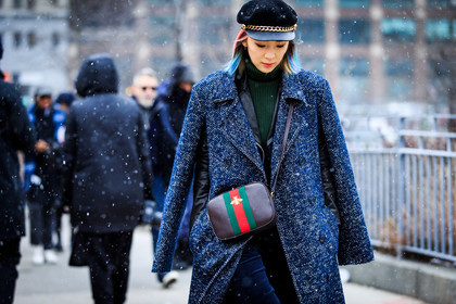atmosphere details, AUTUMN WINTER 2016-2017, AW 16-17, black hat, black jacket, black perfecto, blue coat, detail, fashion week, frenchystyle, FW, FW 16-17, green sweater, grey coat, gucci, horizontal, irene kim, jonathan paciullo, leather bag, leather jacket, leather perfecto, NEW YORK, NYFW, over the shoulder, printed bag, street style, stripes, turtleneck sweater, woman