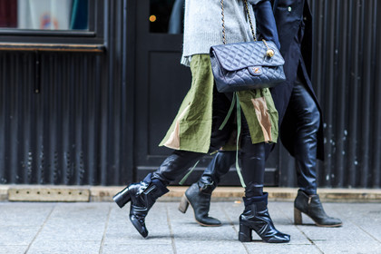 atmosphere details, AUTUMN WINTER 2016-2017, AW 16-17, black bag, black boots, black coat, black jacket, black pants, chanel, detail, FALL WINTER 2016-2017, fashion week, frenchystyle, FW, FW 16-17, green jacket, grey sweater, high boots, high heels, horizontal, jonathan paciullo, kaki jacket, leather bag, leather boots, leather pants, maison martin margiela, PARIS, PFW, street style, suede bag, tone on tone, total look black