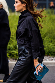 bag, birkin bag, black pants, black shirt, blue bag, Gala Gonzalez, hermes bag, leather pants, pants, shirt, small bag, fashion week, frenchystyle, FW, jonathan paciullo, street style, PFW, PARIS, SPRING SUMMER 2022, SS 22, vertical, atmosphere details