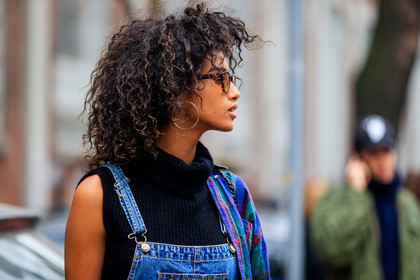 atmosphere details, AUTUMN WINTER 2017-2018, AW 17-18, black turtleneck, checked shirt, denim overall, detail, earrings, FALL WINTER 2017-2018, fashion week, frenchystyle, FW, FW 17-18, graphic shirt, horizontal, imaan hamman, jonathan paciullo, MFW, MILAN, model, plaid, portrait, printed shirt, ralph lauren, sleeveless, street style, sunglasses
