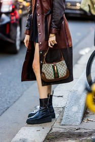 bag, bicolor, black boots, black coat, black skirt, black top, boots, brown bag, brown coat, coat, detail, Eugénie Trochu, gucci bag, leather boots, leather coat, logo bag, logo print, long coat, pleated skirt, printed bag, short skirt, fashion week, frenchystyle, FW, jonathan paciullo, street style, PFW, PARIS, SPRING SUMMER 2022, SS 22, vertical, atmosphere details