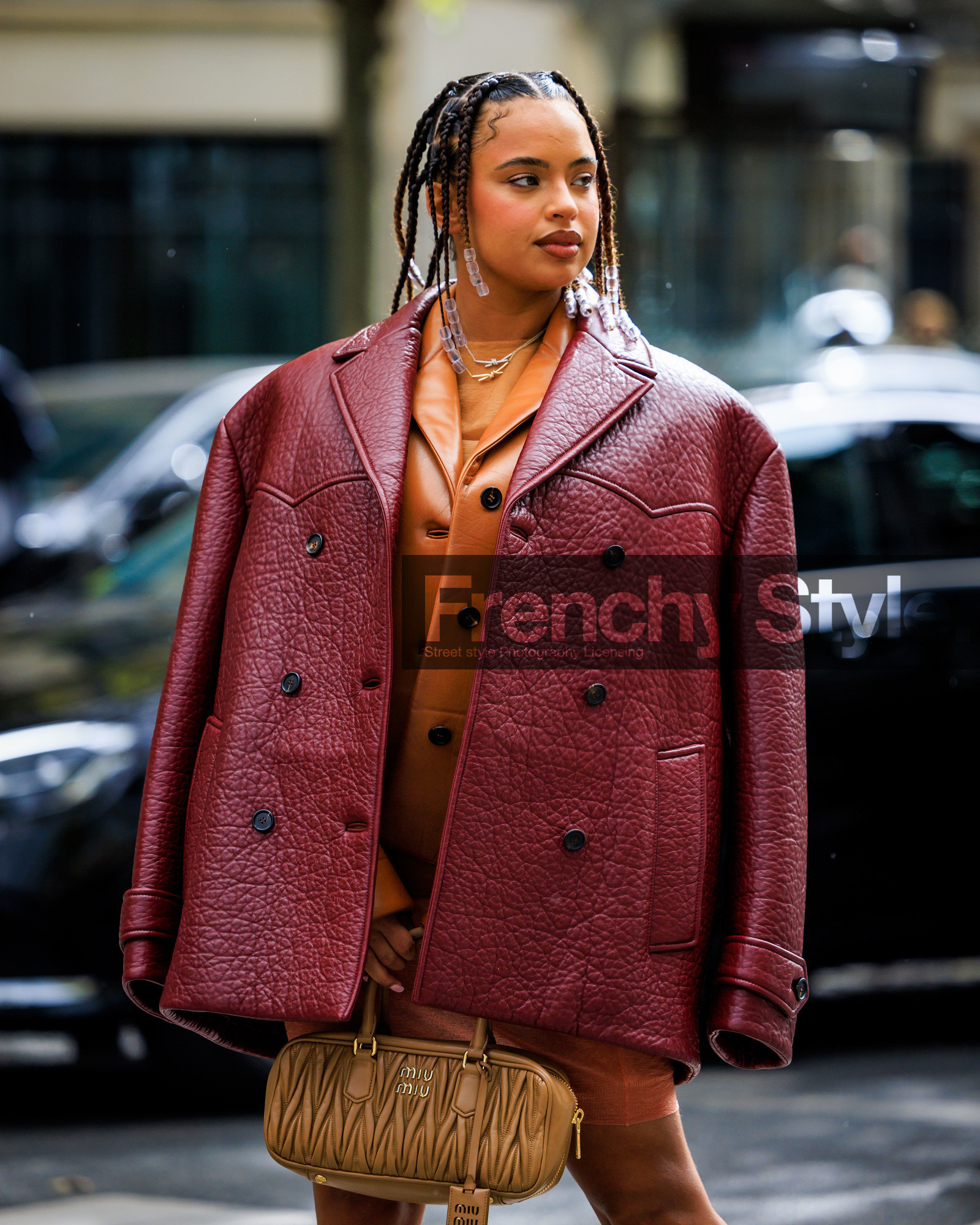 PARIS, PFW, fashion week, frenchystyle, FW, jonathan paciullo, street style, SPRING SUMMER 2024, SS 24, vertical, atmosphere details, detail