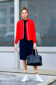adidas, AUTUMN WINTER 2017-2018, AW 17-18, black bag, blue dress, bun, FALL WINTER 2017-2018, fashion week, frenchystyle, full length, FW, FW 17-18, high socks, jonathan paciullo, knit dress, leather bag, leather sneakers, loewe, NEW YORK, NYFW, red jacket, stan smith, street style, vertical, white sneakers, white socks, zip