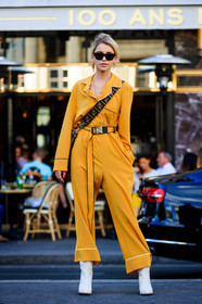 black bag, fendi, high heels, leather bag, leather shoes, monogram, sunglasses, trousers, white boots, yellow belt, yellow jumpsuit, PFW, fashion week, frenchystyle, FW, jonathan paciullo, street style, PARIS, vertical, full length, AUTUMN WINTER 2018-2019, FALL WINTER 2018-2019, FW 18-19, caro daur