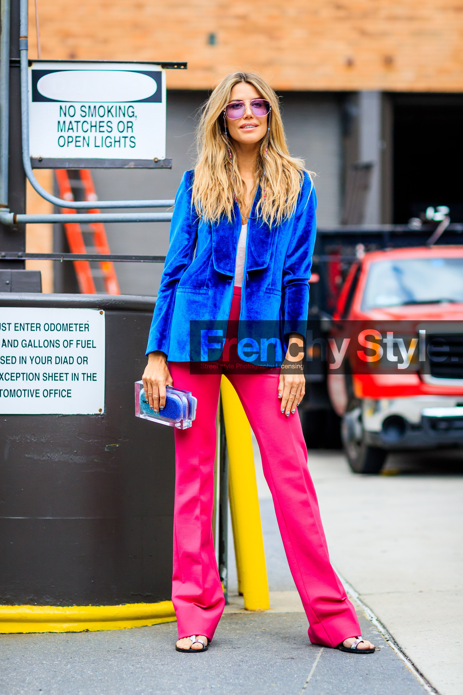 blazer, blue jacket, fashion week, frenchystyle, full length, FW, graphic bag, jonathan paciullo, leather bag, martha graeff, NEW YORK, NYFW, pink pants, SPRING SUMMER 2018, SS 18, street style, sunglasses, transparent bag, trousers, velvet, vertical