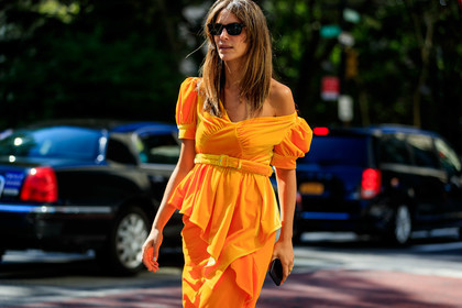 jen wonders, orange belt, orange skirt, orange top, sunglasses, velvet, fashion week, frenchystyle, FW, jonathan paciullo, street style, NEW YORK, NYFW, SPRING SUMMER 2020, SS 20, horizontal, atmosphere details, detail