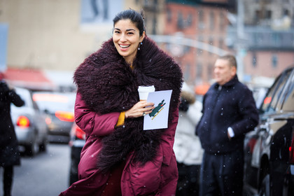 atmosphere details, AUTUMN WINTER 2016-2017, AW 16-17, caroline issa, detail, fashion week, frenchystyle, fur collar, fur collard, FW, FW 16-17, horizontal, jonathan paciullo, NEW YORK, NYFW, oversize, purple fur, red boots, red coat, red pants, sheep fur, street style, tone on tone, total look red, woman