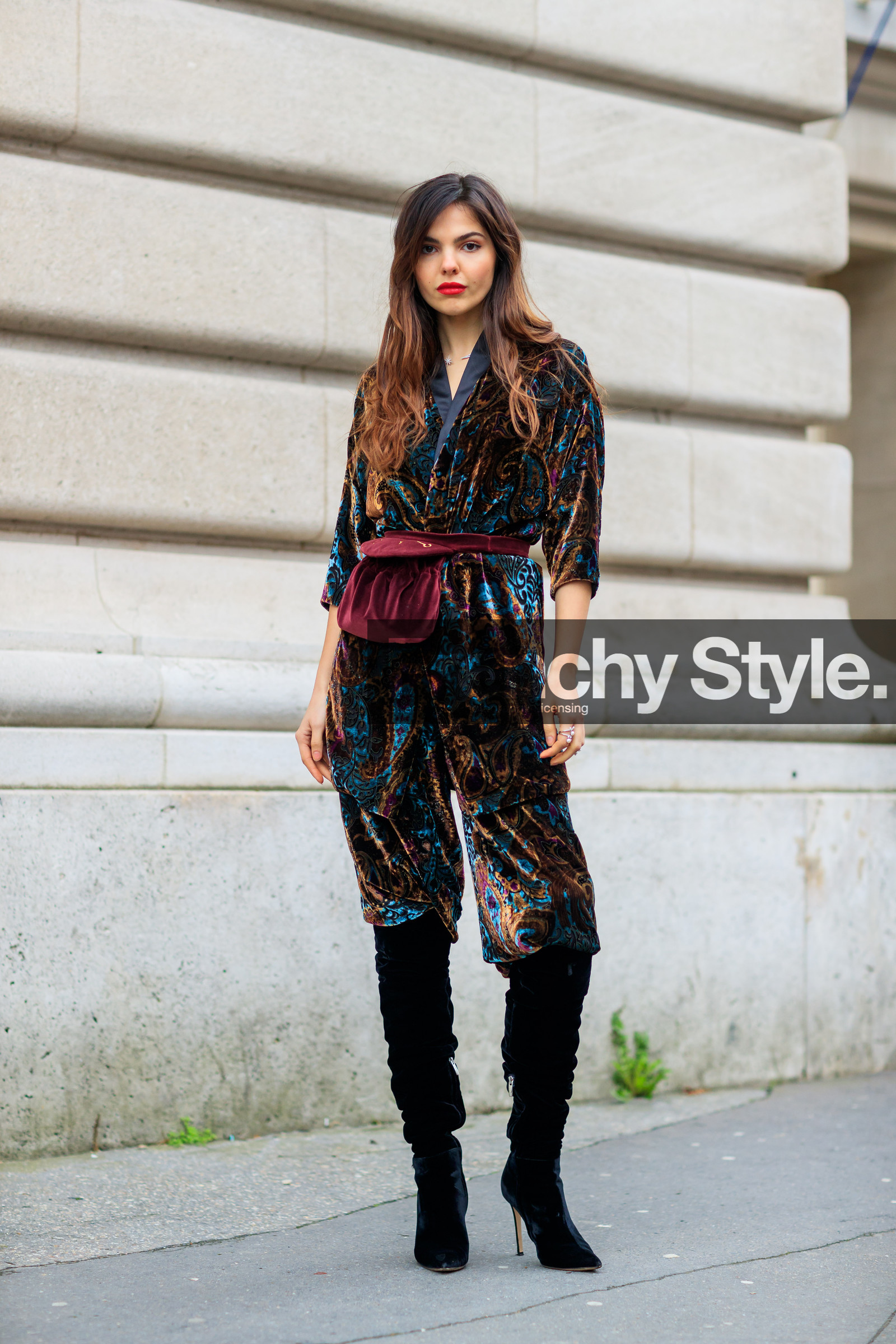 AUTUMN WINTER 2017-2018, AW 17-18, black shoes, doina ciobanu, FALL WINTER 2017-2018, fanny pack, fashion week, frenchystyle, full length, FW, FW 17-18, high boots, high heels, jonathan paciullo, leather bag, leather shoes, PARIS, PFW, printed jumpsuit, red bag, street style, trousers, velvet, vertical