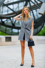 grey dress, grey jacket, sleeveless dress, sleeveless jacket, jacket dress, mini bag, mini dress, sheer dress, sheer jacket, sheer top, black bag, sparkling bag, sequins bag, golden watch, bulgari watch, bulgari serpenti watch, bulgari ring, black leather pumps, white leather pumps, high heels shoes, louis vuitton bag, louis vuitton dress, louis vuitton jacket, louis vuitton shoes, louis vuitton total look, xenia adonts, fashion week, frenchystyle, FW, jonathan paciullo, street style, PFW, PARIS, AUTUMN WINTER 2021-2022, FALL WINTER 2021-2022, FW 21-22, vertical, full length