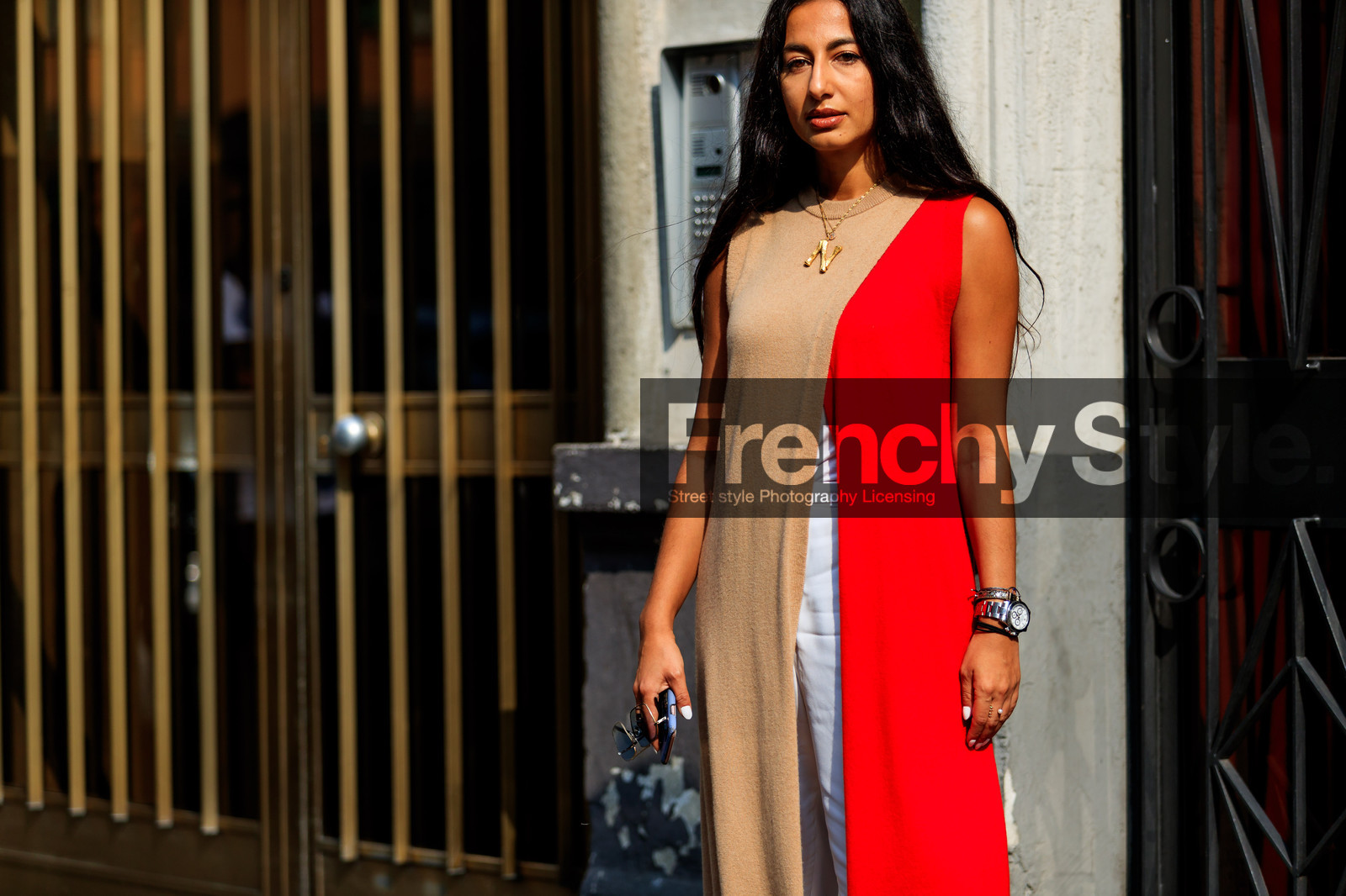 beige dress, graphic dress, nausheen shah, necklace, printed dress, red dress, watch, fashion week, frenchystyle, FW, jonathan paciullo, street style, MFW, MILAN, SPRING SUMMER 2019, SS 19, atmosphere details, horizontal, detail