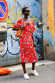camel bag, earrings, graphic dress, leather bag, leather shoes, model, printed dress, red dress, short hair, sunglasses, white sneakers, fashion week, frenchystyle, FW, jonathan paciullo, street style, MFW, MILAN, SPRING SUMMER 2019, SS 19, vertical, full length