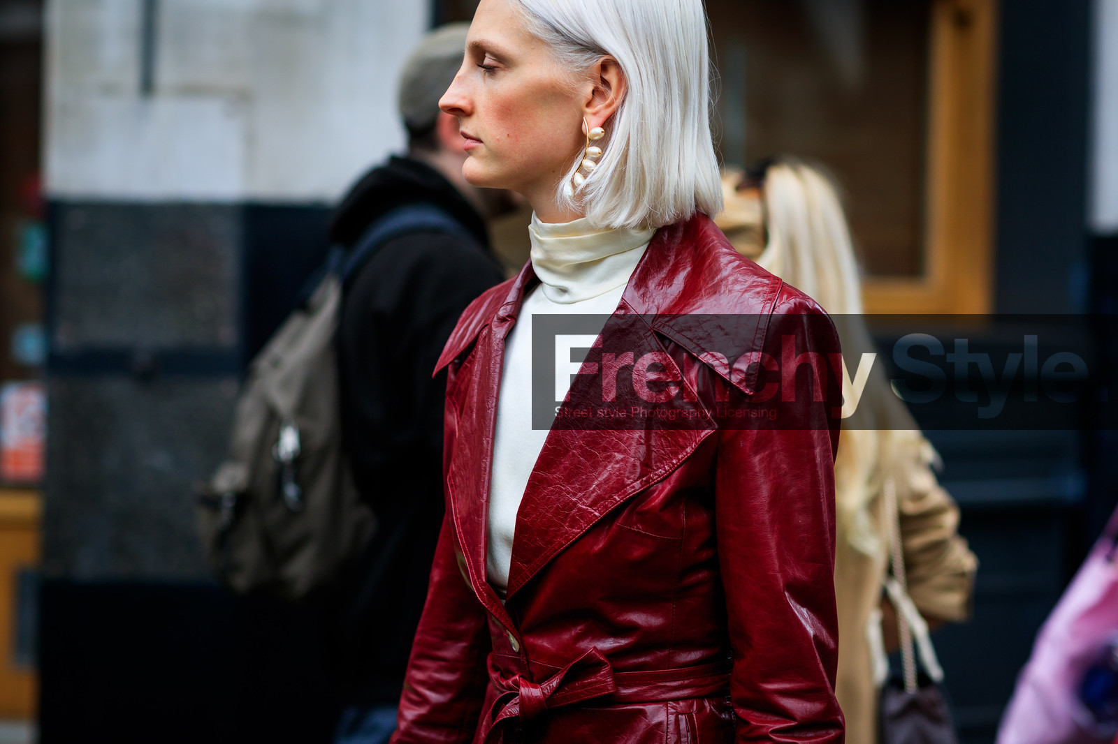 bordeaux, burgundy, earrings, leather coat, red coat, white sweater, fashion week, frenchystyle, FW, jonathan paciullo, street style, LFW, LONDON, SPRING SUMMER 2019, SS 19, atmosphere details, horizontal, detail