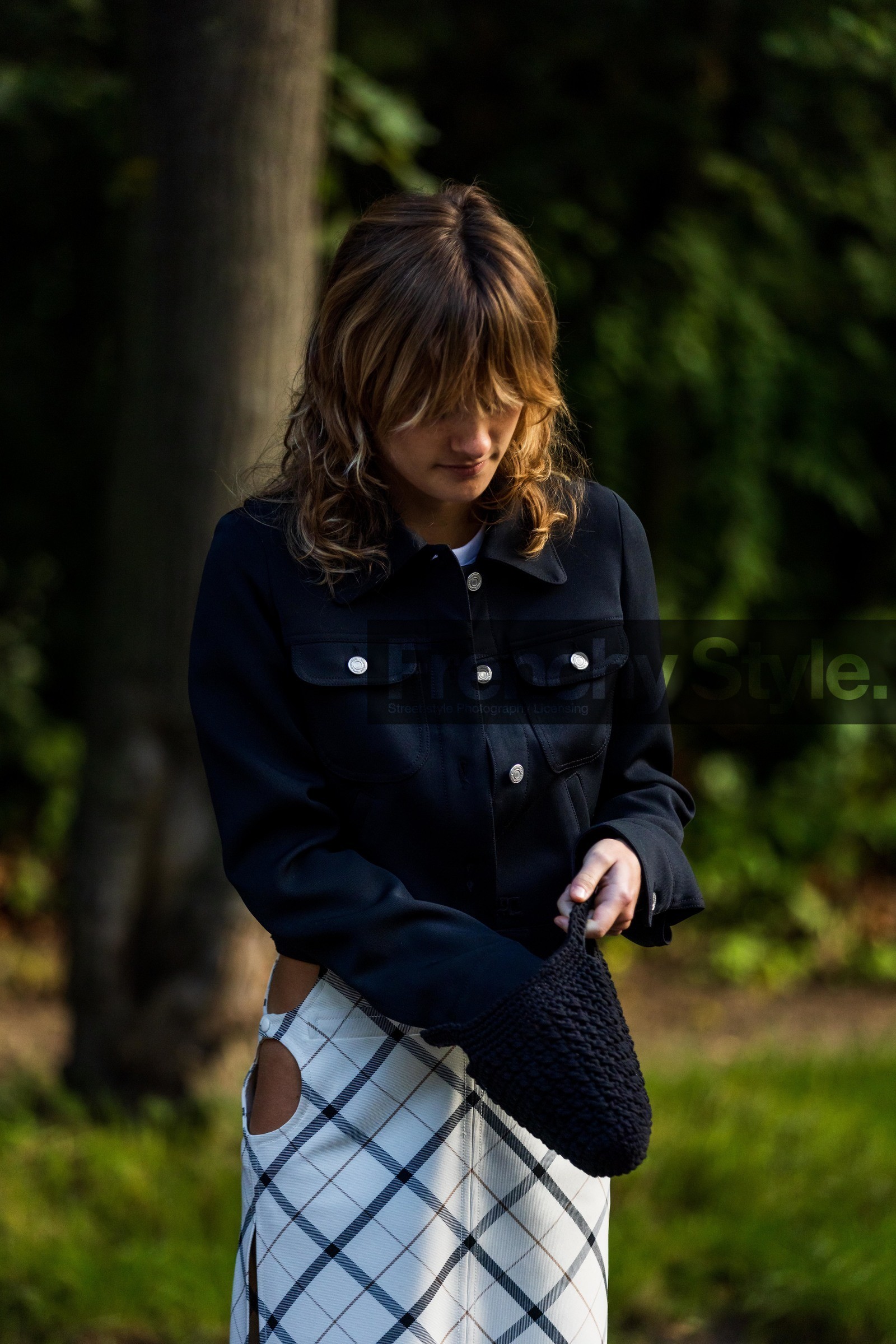 bag, black jacket, check print, checked skirt, cut out, grey skirt, jacket, knit bag, print, printed skirt, skirt, small bag, suede jacket, white skirt, street style, jonathan paciullo, FW, frenchystyle, fashion week, PFW, PARIS, SPRING SUMMER 2022, SS 22, vertical, atmosphere details