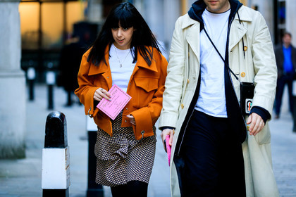 beige coat, black pants, black sweater, brown skirt, camel jacket, checked, graphic skirt, hoodie, leather bag, plaid, prada, printed skirt, ruffled skirt, trousers, white t shirt, fashion week, frenchystyle, FW, jonathan paciullo, street style, LFW, LONDON, AUTUMN WINTER 2019-2020, AW 19-20, FW 19-20, FALL WINTER 2019-2020, horizontal, atmosphere details, detail
